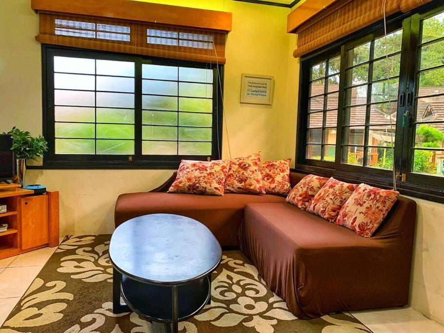 Designer Villa Osaka Puncak Exterior photo